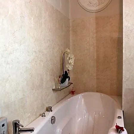 Antonius Bed & Breakfast 4*