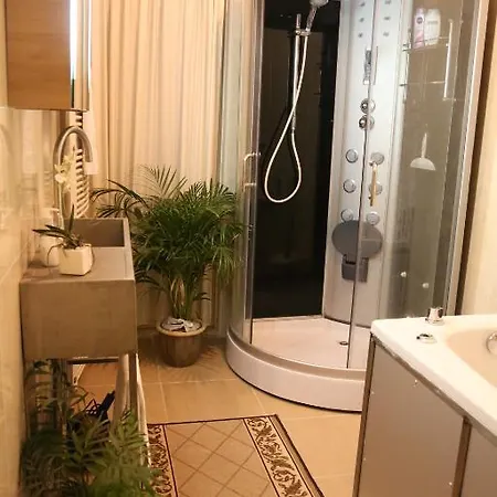 Antonius Bed and Breakfast Άρνεμ